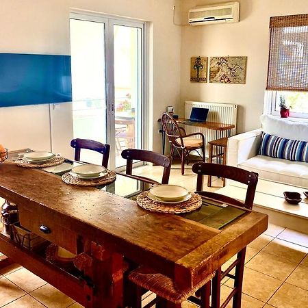 Atreas' Art Studio Chania  Luaran gambar